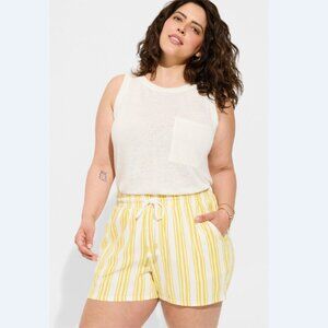 Torrid 5 Inch Pull-On Stretch Linen Mid-Rise Short - Pristine Stripe - Medium‎